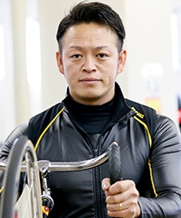 三登 誉哲