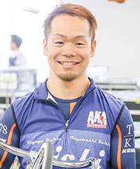 林 巨人