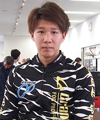 長谷部 翔