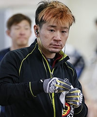 松村 友和