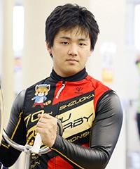 大石 剣士