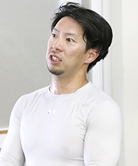 岡崎 智哉