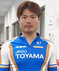 栗田 万生