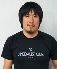 眞鍋 伸也