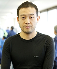 玉手 翔