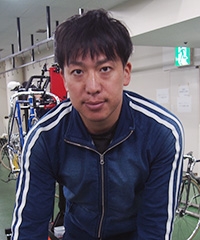 鷲田 佳史