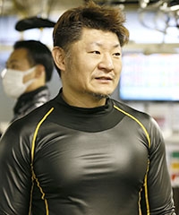 三ツ石 康洋