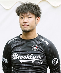 山下 一輝