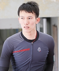 脇本 勇希