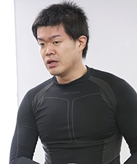 一戸 康宏