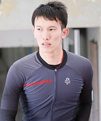 脇本 勇希