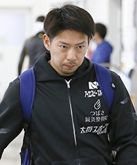 岡崎 智哉