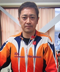穴井 利久
