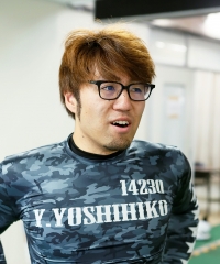 山田 義彦