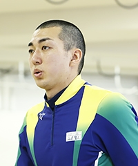 山崎 賢人