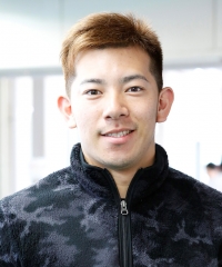 堀 僚介