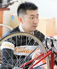 稲毛 健太