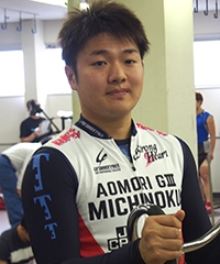 藤根 俊貴