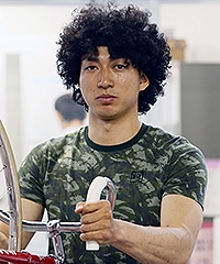 山崎 賢人