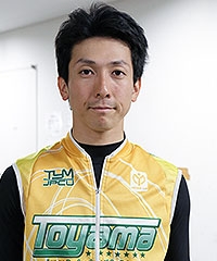 笹倉 慎也