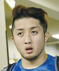石塚 輪太郎