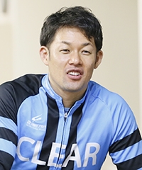 山田 英明