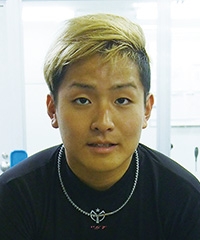 吉田 智哉