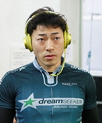 新田 祐大