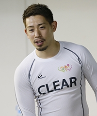 新山 響平