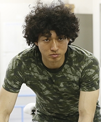 山崎 賢人