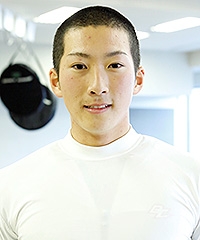 平尾 一晃