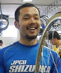 夏目 新吾