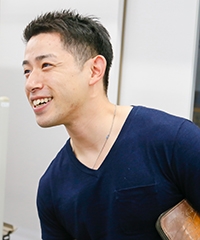 新山 響平