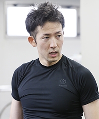 山本 健也