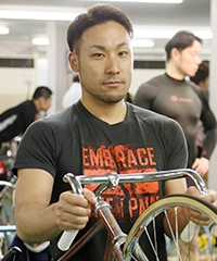 郡司 浩平