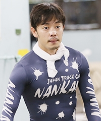 山中 秀将