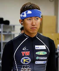 脇本 雄太