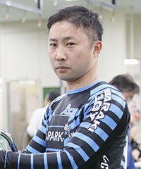 山岸 佳太