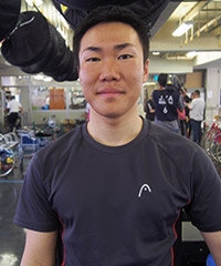 山田 諒
