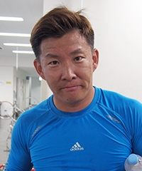 冨尾 享平