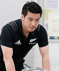 香川 雄介