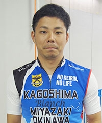 新納 大輝
