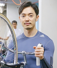山中 秀将