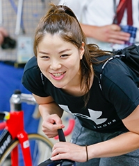 小林 優香