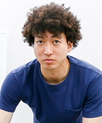 山崎 賢人