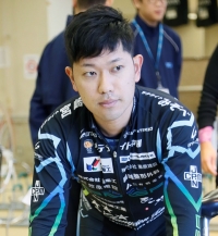 成松 春樹