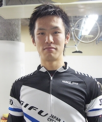 森川 康輔
