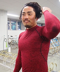 屋良 朝春