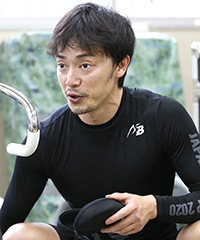 山中 秀将