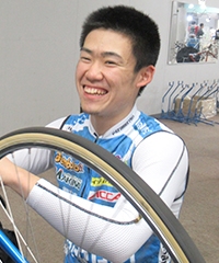 小畑 勝広